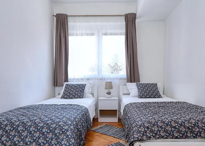 Rita Sea View Apartment